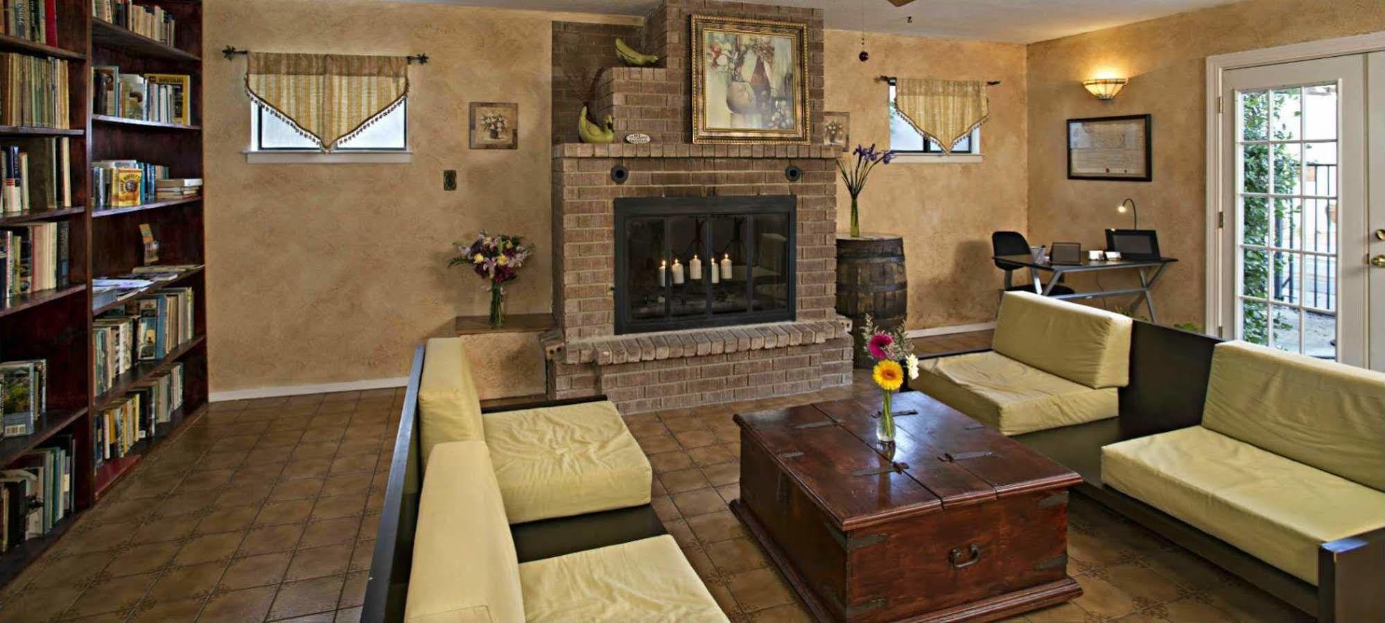 Lakehouse Bed And Breakfast Canyon Lake Dış mekan fotoğraf